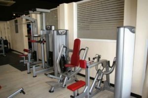 Máquina de musculación Vente a Musculación al Gimnasio desde Valdetorres o Valdeolmos